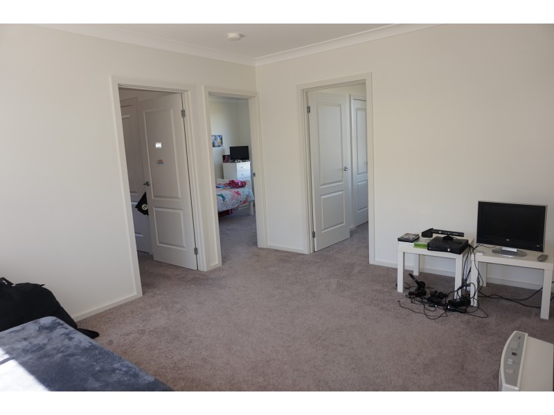 19 Melliodora Drive, Goulburn NSW 2580