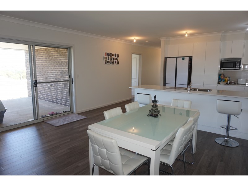 19 Melliodora Drive, Goulburn NSW 2580