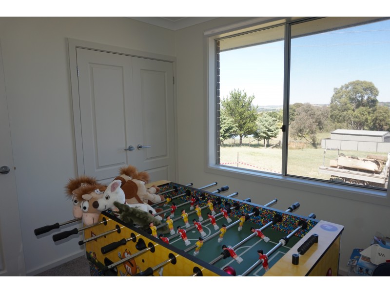 19 Melliodora Drive, Goulburn NSW 2580