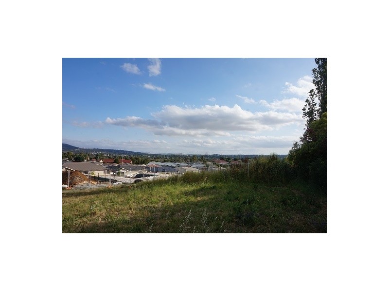 17 Walsh Drive, Goulburn NSW 2580