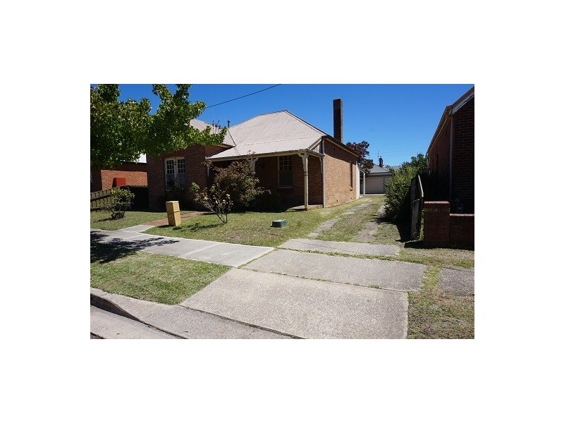 12 Park Street, Goulburn NSW 2580