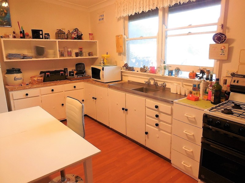 18 Wyatt Street, Goulburn NSW 2580