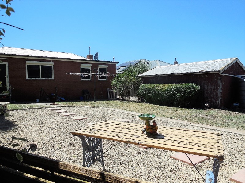 18 Wyatt Street, Goulburn NSW 2580