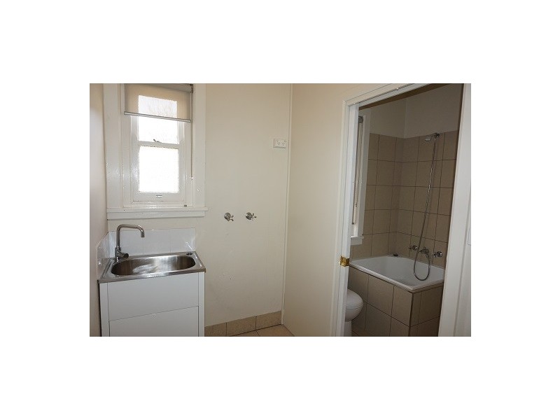 108 Sloane Street, Goulburn NSW 2580