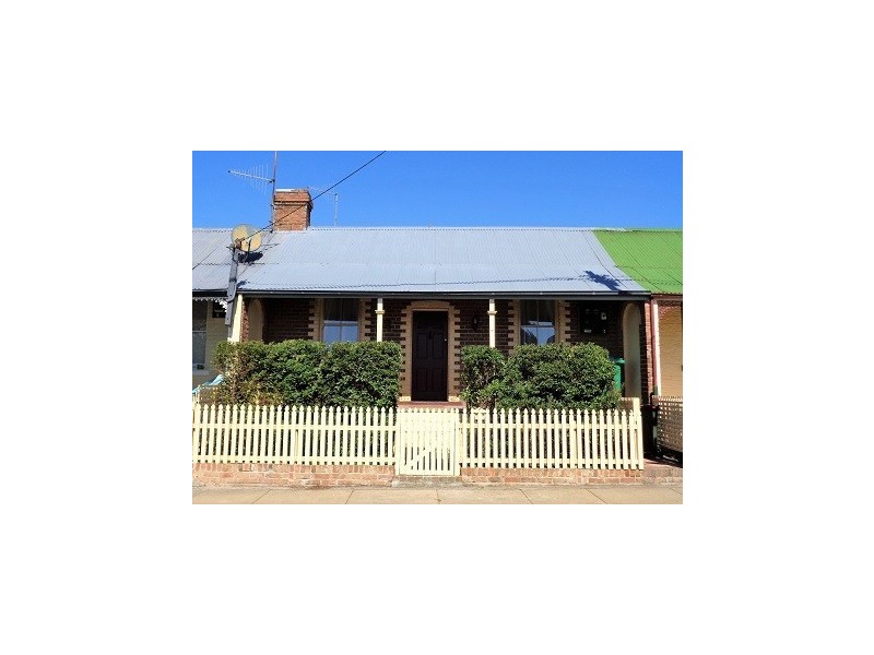 8 Australia Street, Goulburn NSW 2580