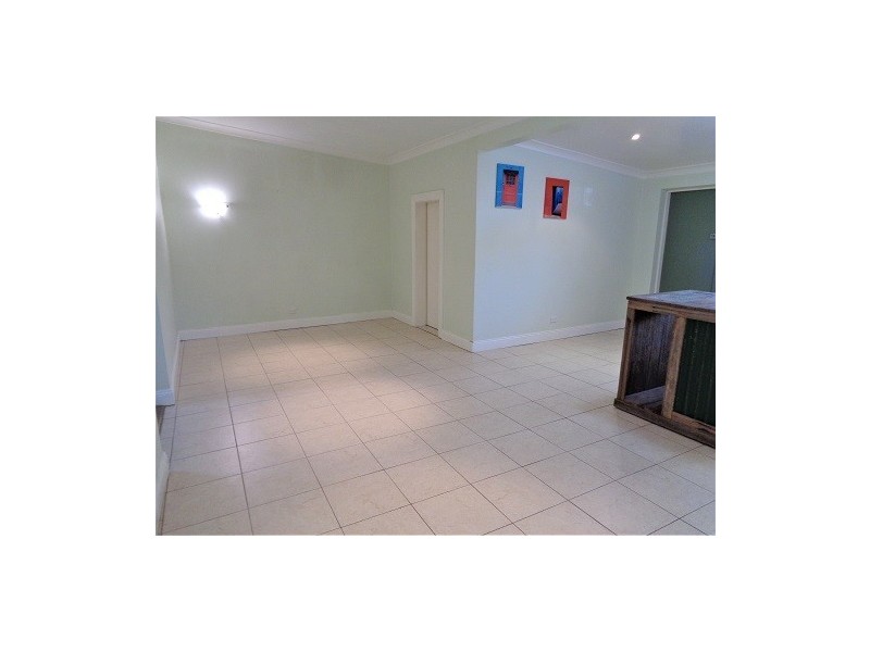 8 Australia Street, Goulburn NSW 2580