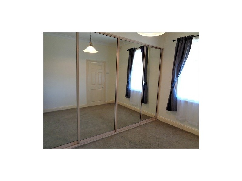 8 Australia Street, Goulburn NSW 2580