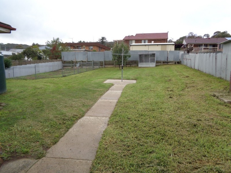11 Emma Street, Goulburn NSW 2580