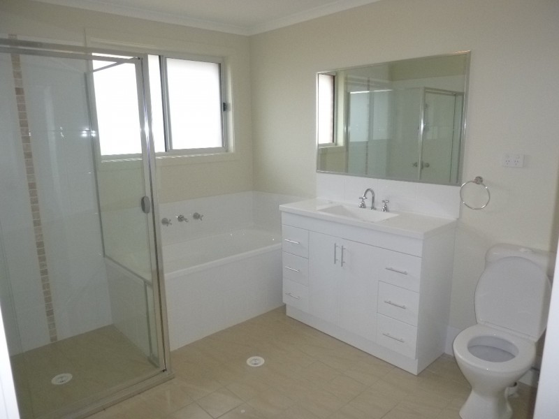 6 Gardiner Road, Goulburn NSW 2580