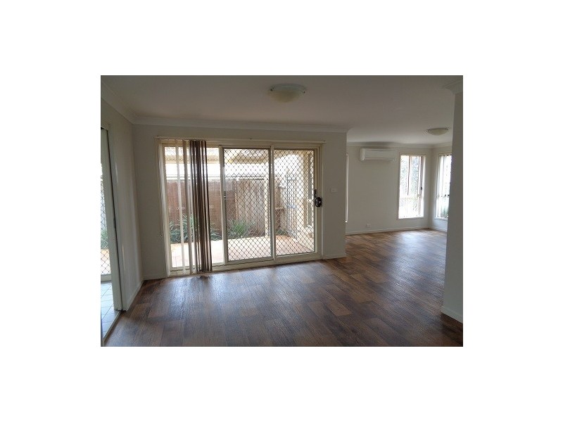 11 Stombuco Place, Goulburn NSW 2580