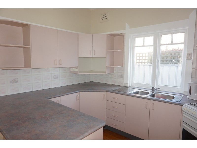 32 Park Street, Goulburn NSW 2580