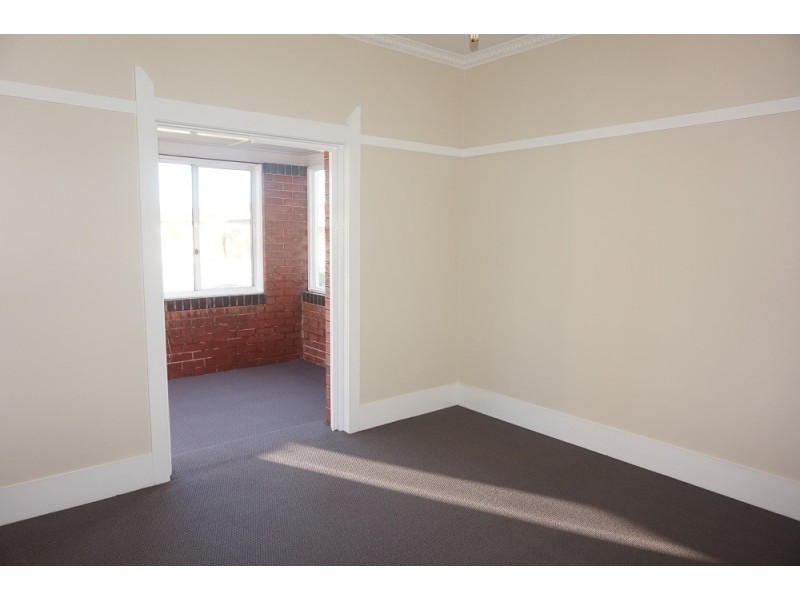 32 Park Street, Goulburn NSW 2580