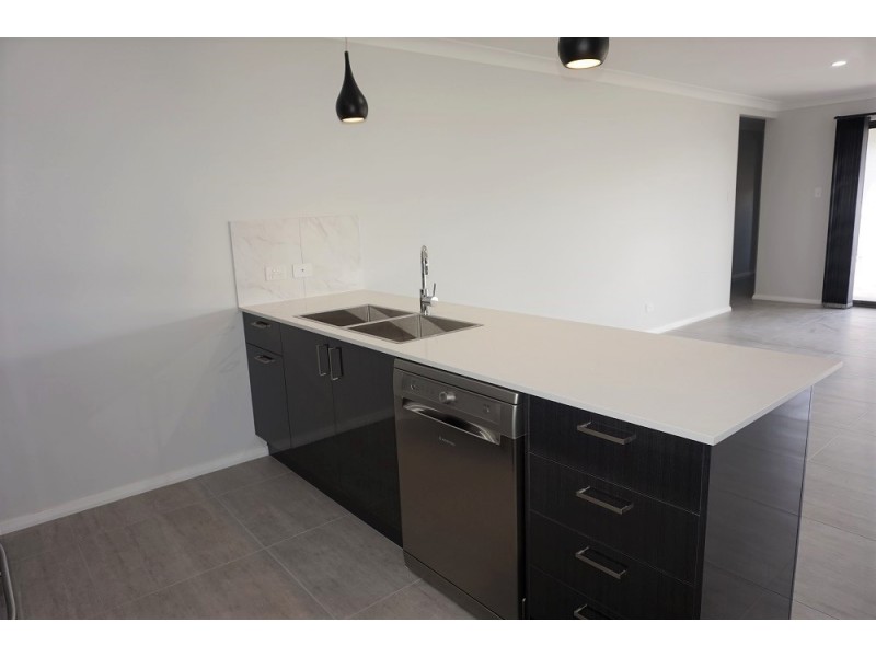 2 Tweedie Street, Goulburn NSW 2580