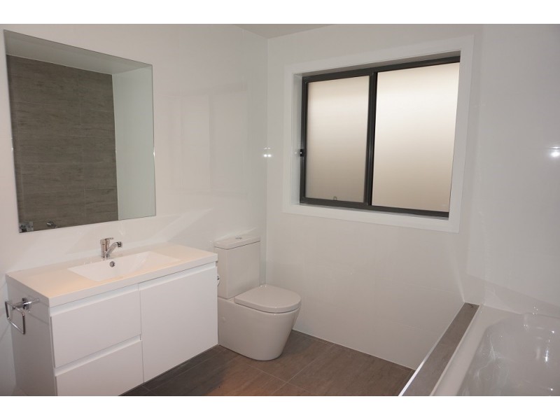 2 Tweedie Street, Goulburn NSW 2580