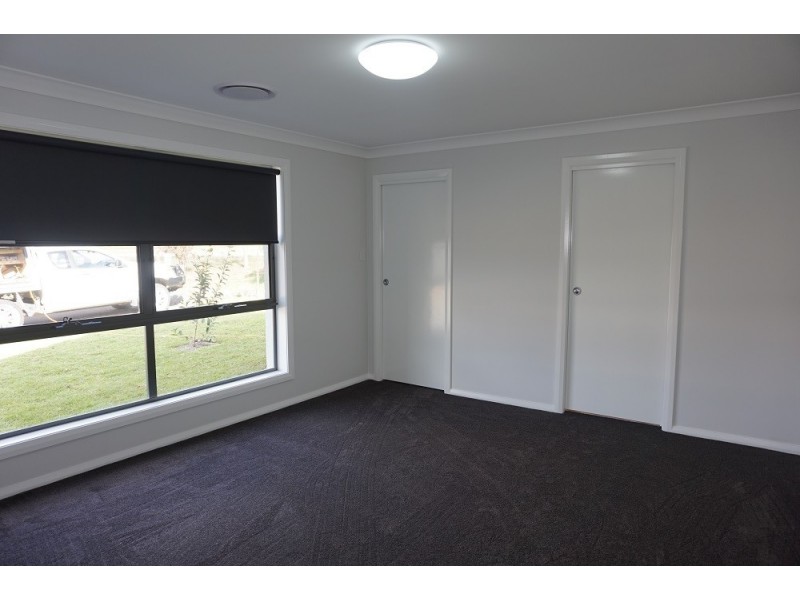 2 Tweedie Street, Goulburn NSW 2580