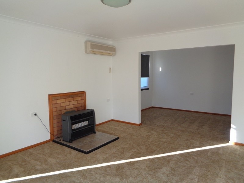 79 Albert Street, Goulburn NSW 2580