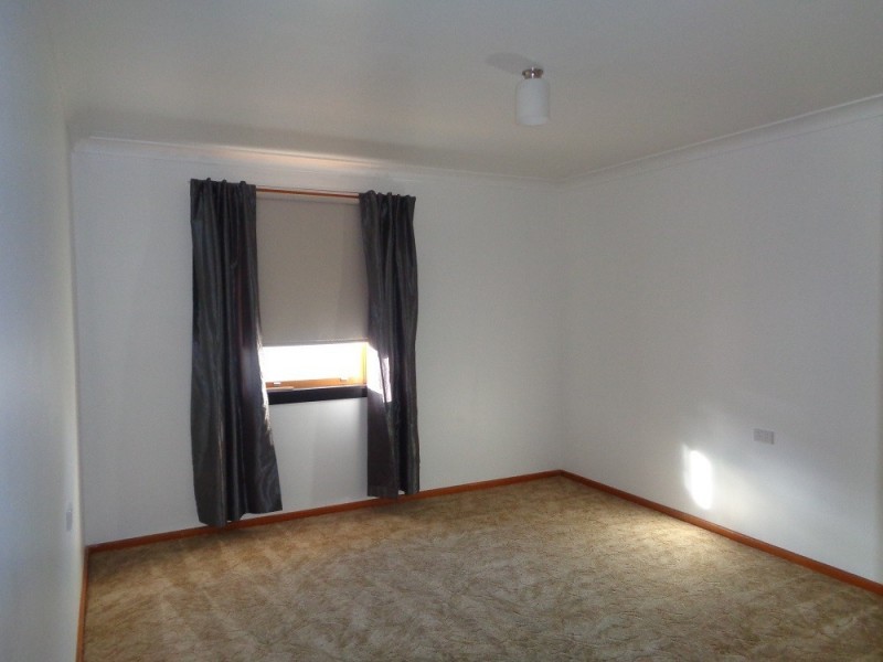 79 Albert Street, Goulburn NSW 2580