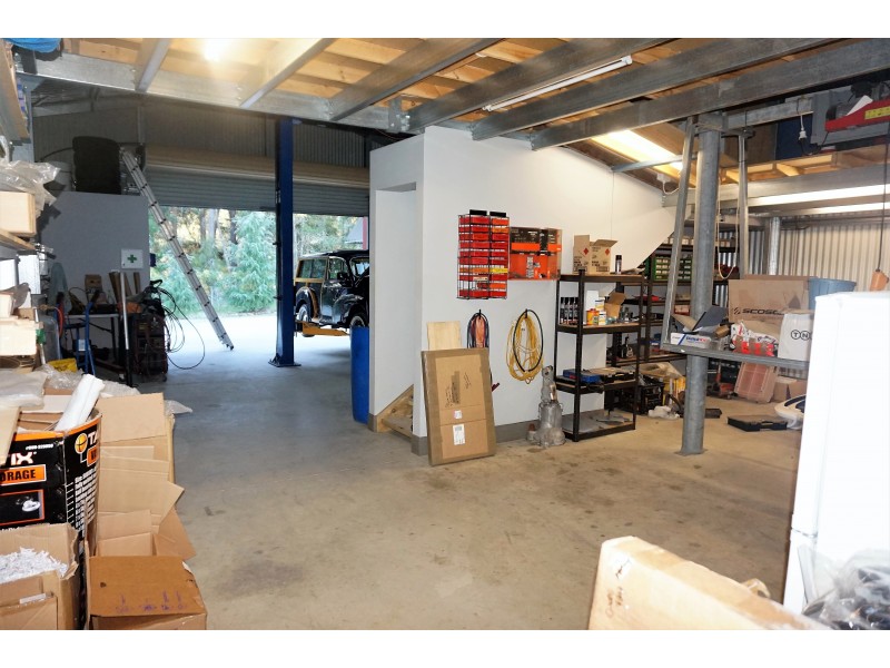 8 Bumballa Road, Wingello NSW 2579