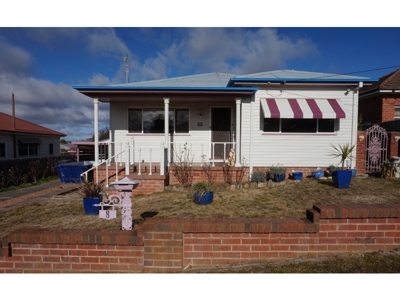 8 Princes Avenue, Goulburn NSW 2580
