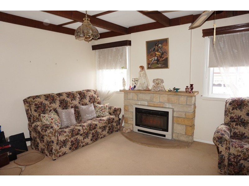 8 Princes Avenue, Goulburn NSW 2580