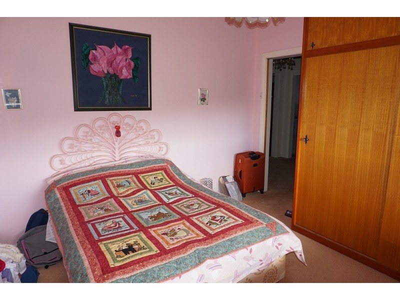 8 Princes Avenue, Goulburn NSW 2580