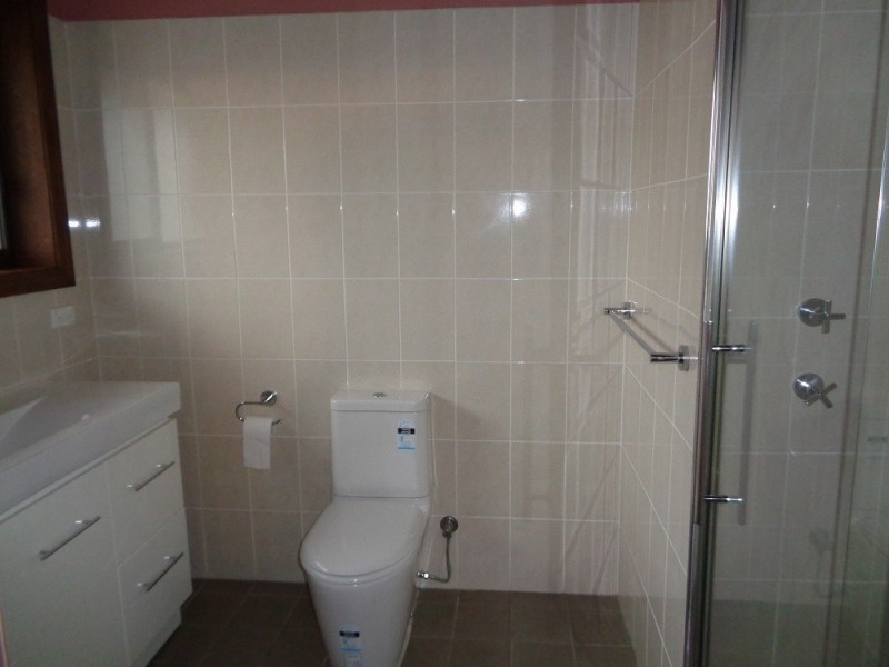 18 Emma Street, Goulburn NSW 2580