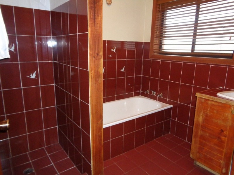 18 Emma Street, Goulburn NSW 2580