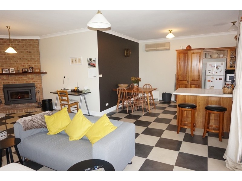 17 Park Street, Goulburn NSW 2580