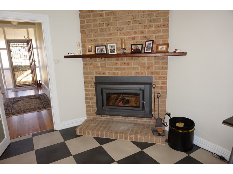 17 Park Street, Goulburn NSW 2580