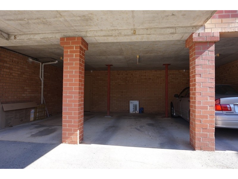 3/33 Ottiwell Street, Goulburn NSW 2580