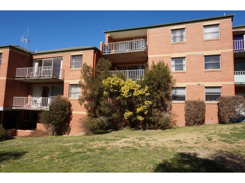 3/33 Ottiwell Street, Goulburn NSW 2580