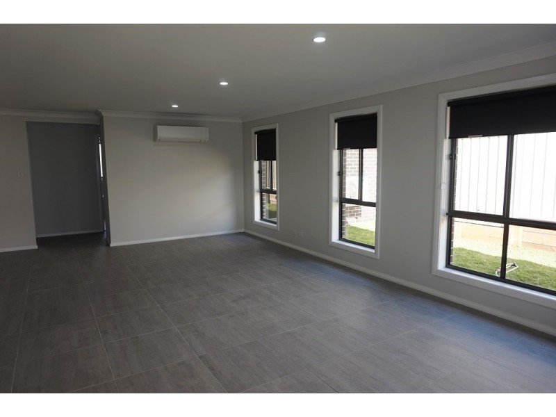 62 Kidd Circuit, Goulburn NSW 2580