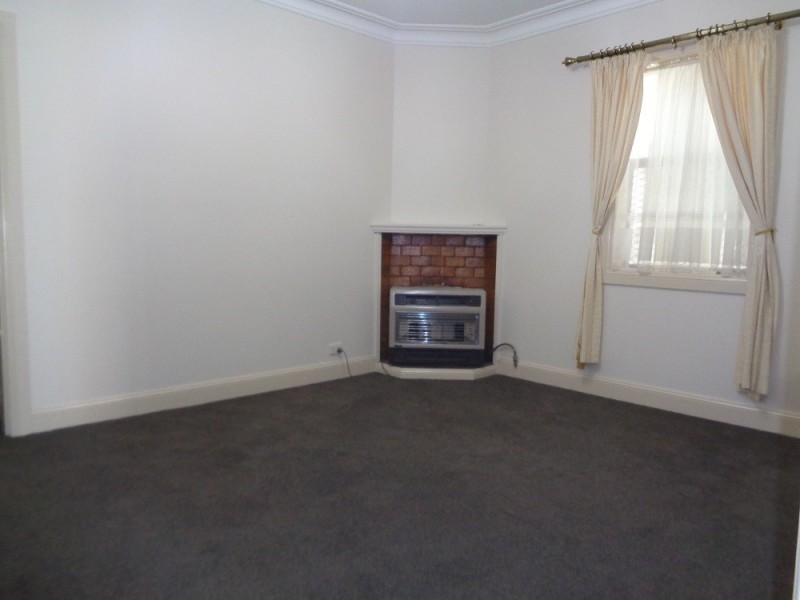 249 Bourke Street, Goulburn NSW 2580