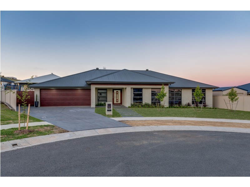 6 Lucas Close, Goulburn NSW 2580