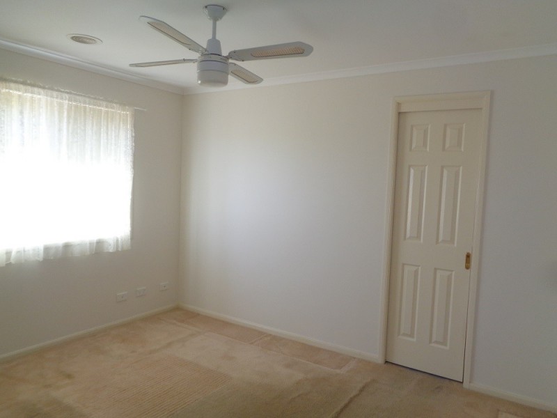 12 Dimitri Street, Goulburn NSW 2580