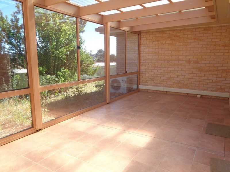 12 Dimitri Street, Goulburn NSW 2580