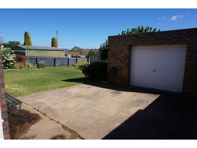 37 William Street, Goulburn NSW 2580