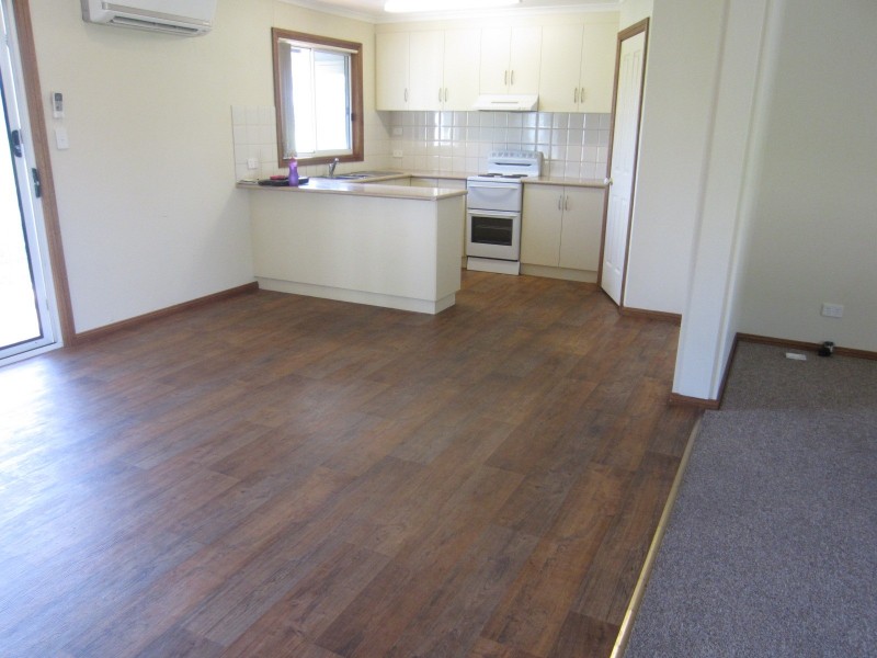 7a Glebe Avenue, Goulburn NSW 2580