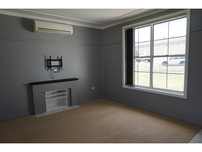 51 Hill Street, Goulburn NSW 2580