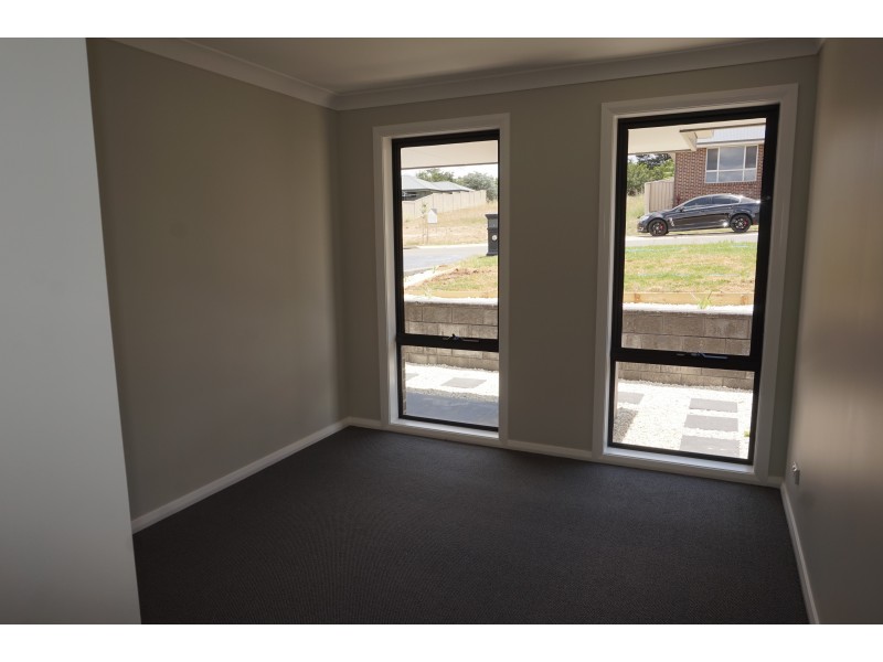 57 Kidd Circuit, Goulburn NSW 2580