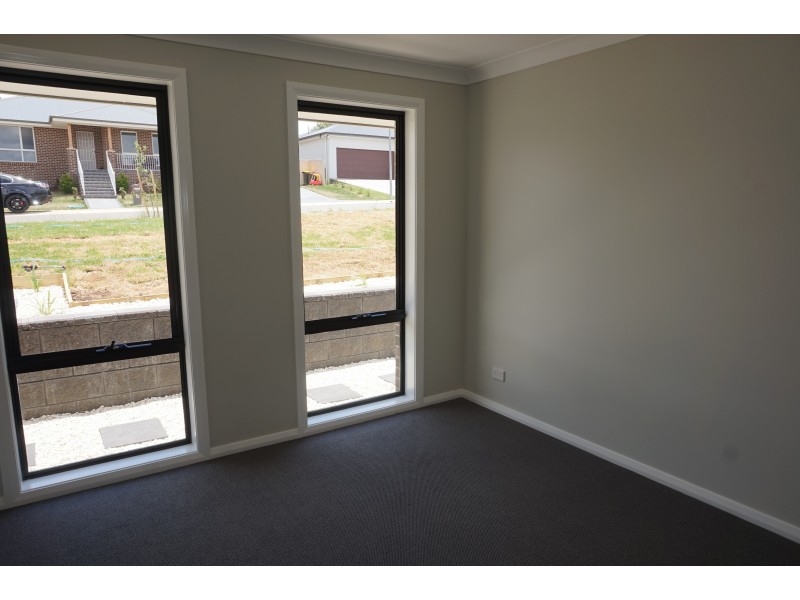 57 Kidd Circuit, Goulburn NSW 2580