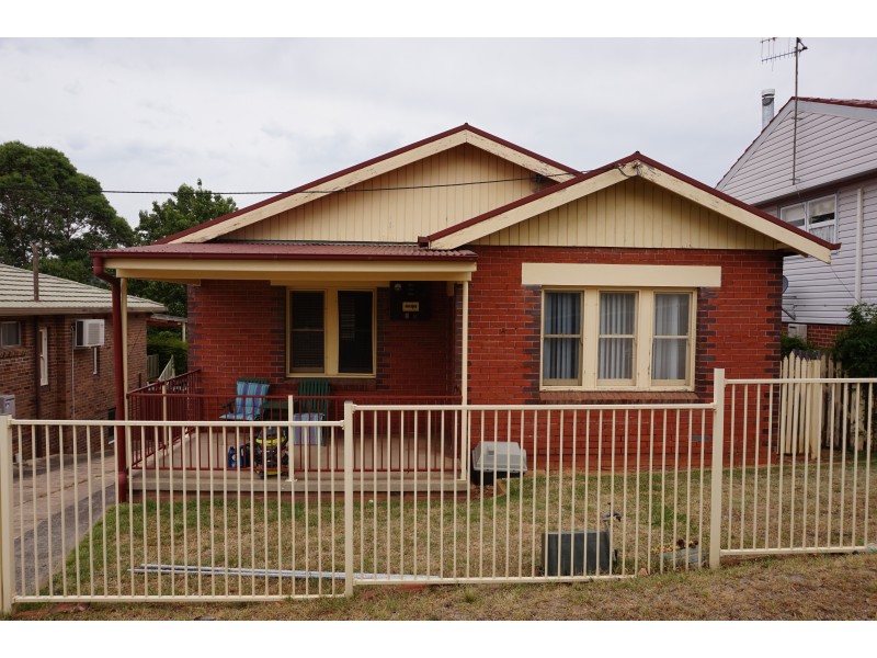 5 Auburn Street, Goulburn NSW 2580