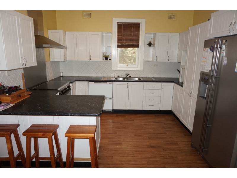 5 Auburn Street, Goulburn NSW 2580