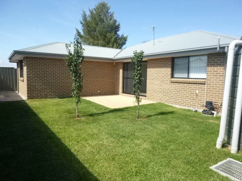 8/95 Gibson Street, Goulburn NSW 2580