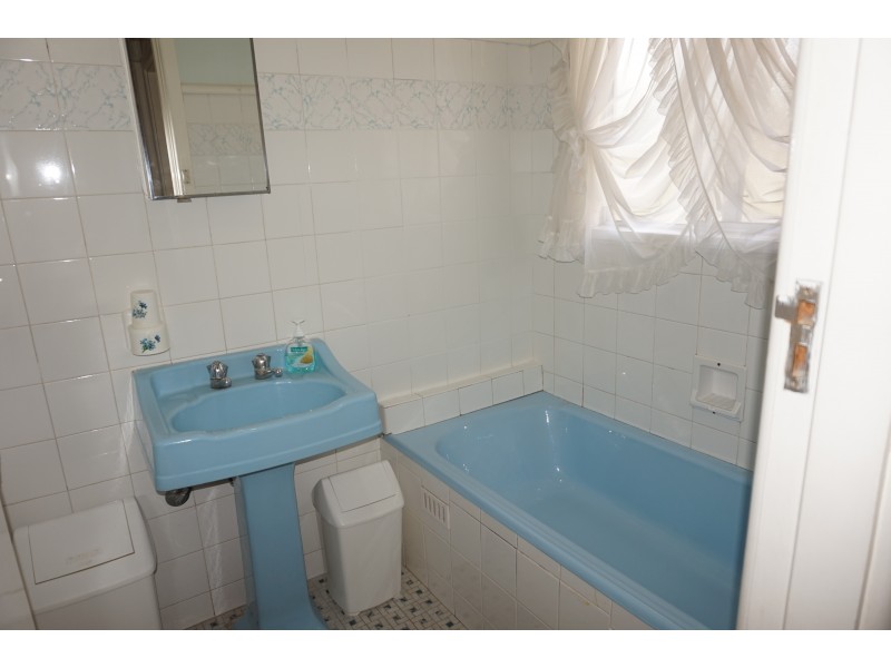 4 Godfrey Street, Goulburn NSW 2580