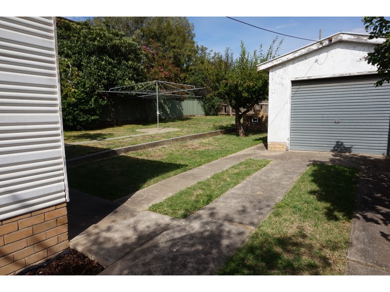 4 Godfrey Street, Goulburn NSW 2580