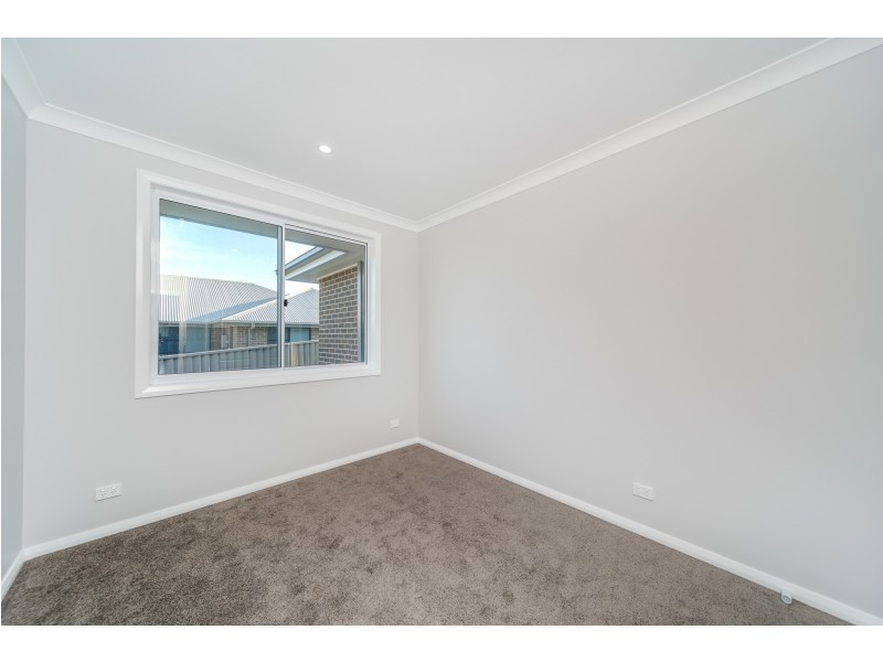 55 Kidd Circuit, Goulburn NSW 2580