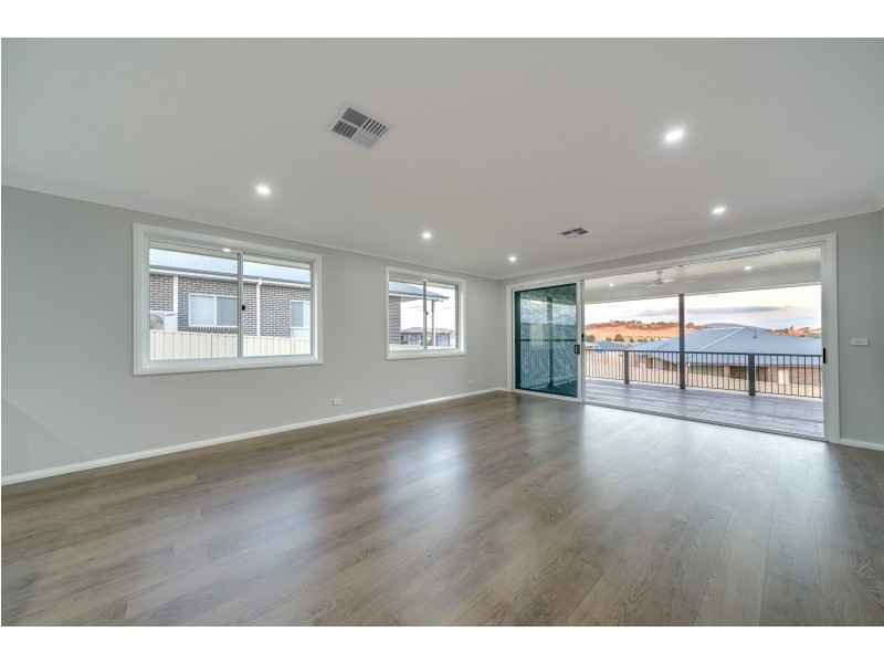 55 Kidd Circuit, Goulburn NSW 2580