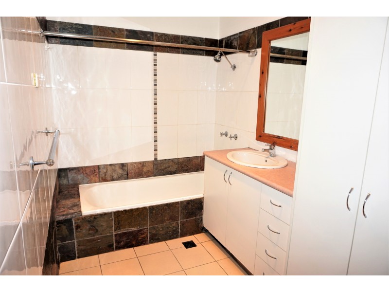 17 Princes Avenue, Goulburn NSW 2580