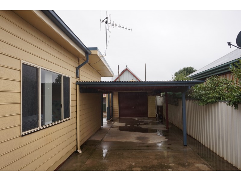 17 Princes Avenue, Goulburn NSW 2580